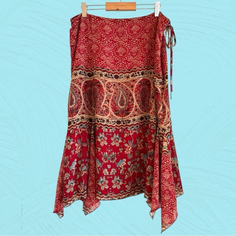 90s vintage red paisley midi skirt asymmetrical hem